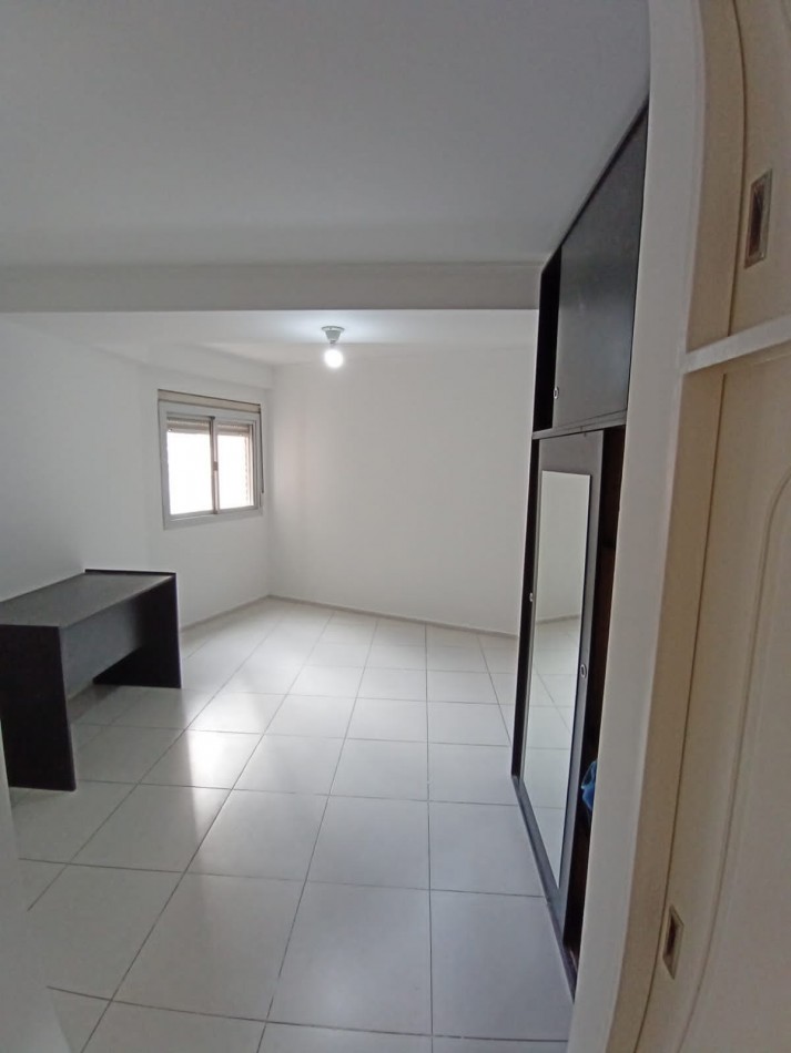 Vendo departamento de 2 dormitorios con balcon Barrio Nueva Cordoba