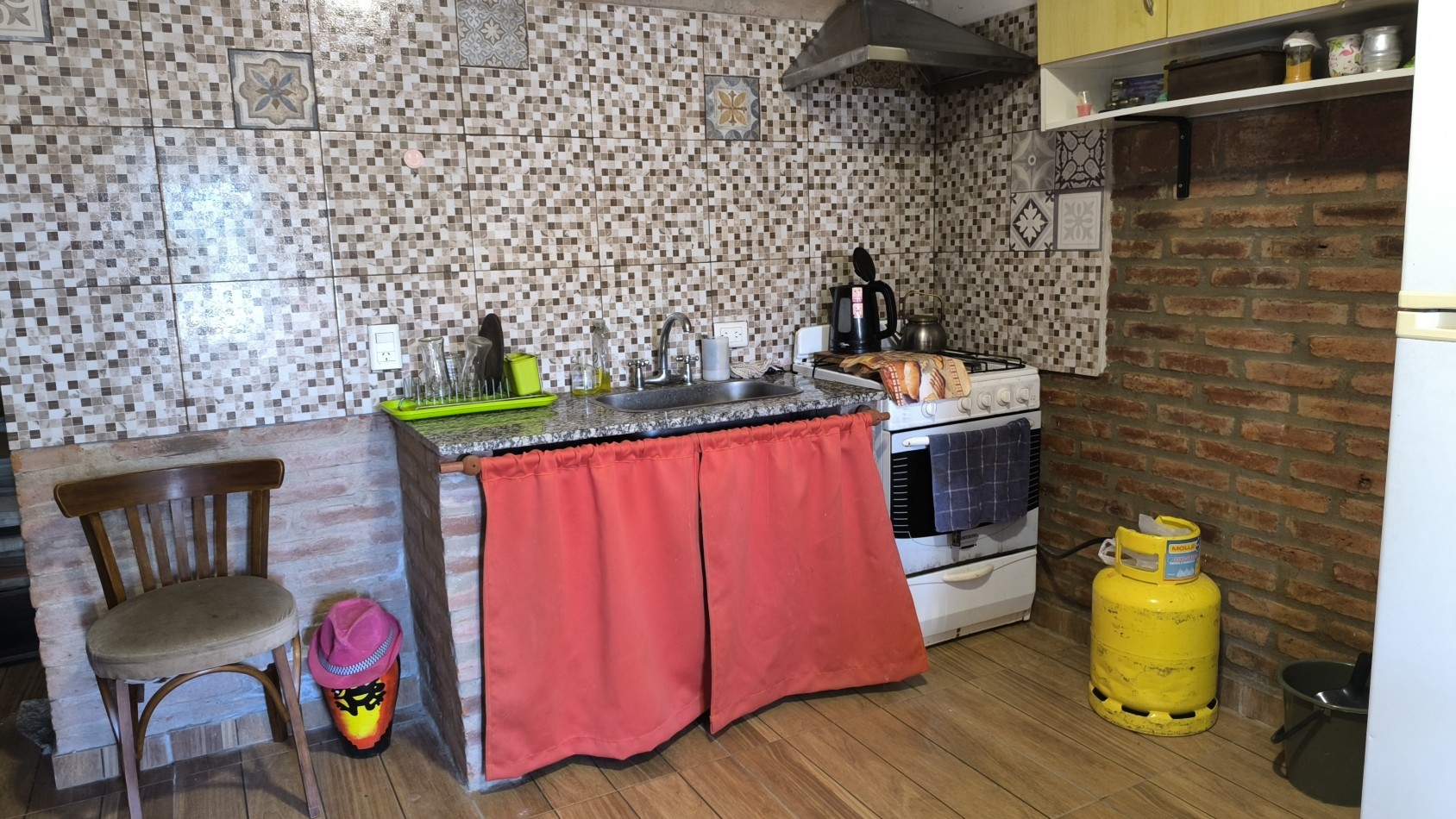 OPORTUNIDAD! Se vende complejo de 2 cabañas amobladas c/pileta, B° Mirador del Lago, Bialet Masse - Cordoba