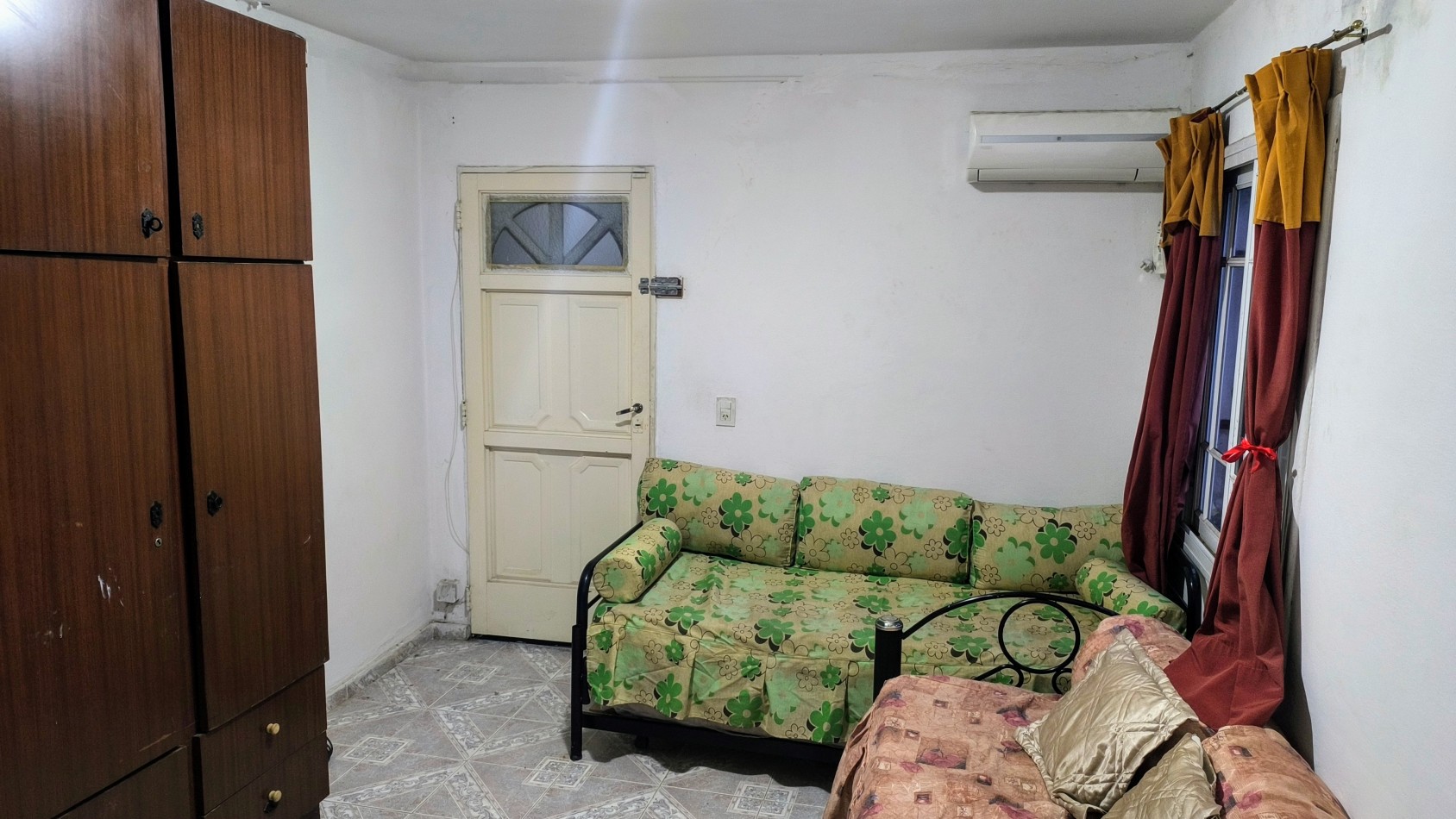 Oportunidad casa   de 3 dorm. en Villa Carlos Paz 