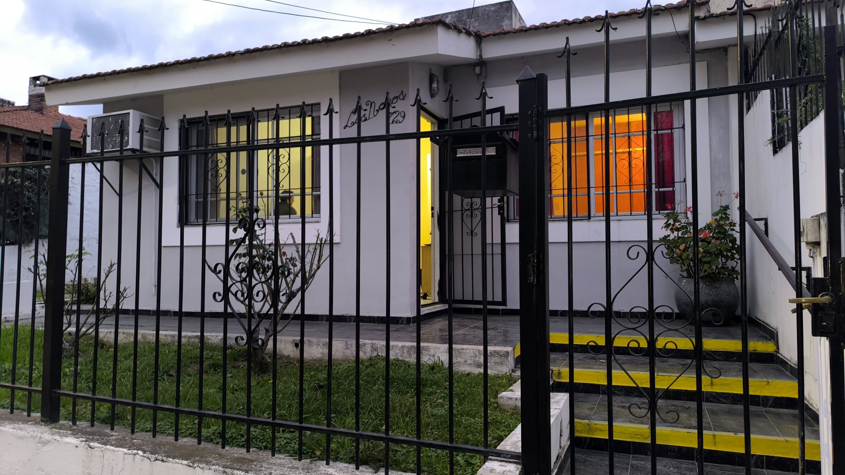 Oportunidad casa   de 3 dorm. en Villa Carlos Paz 