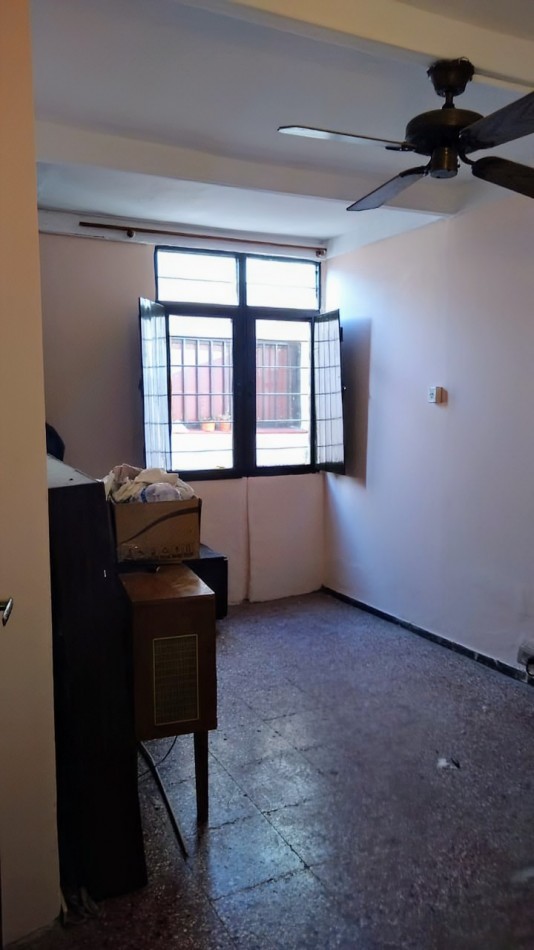  Oportunidad de Venta! Casa  mas monoambiente- Alto Alberdi -Cba