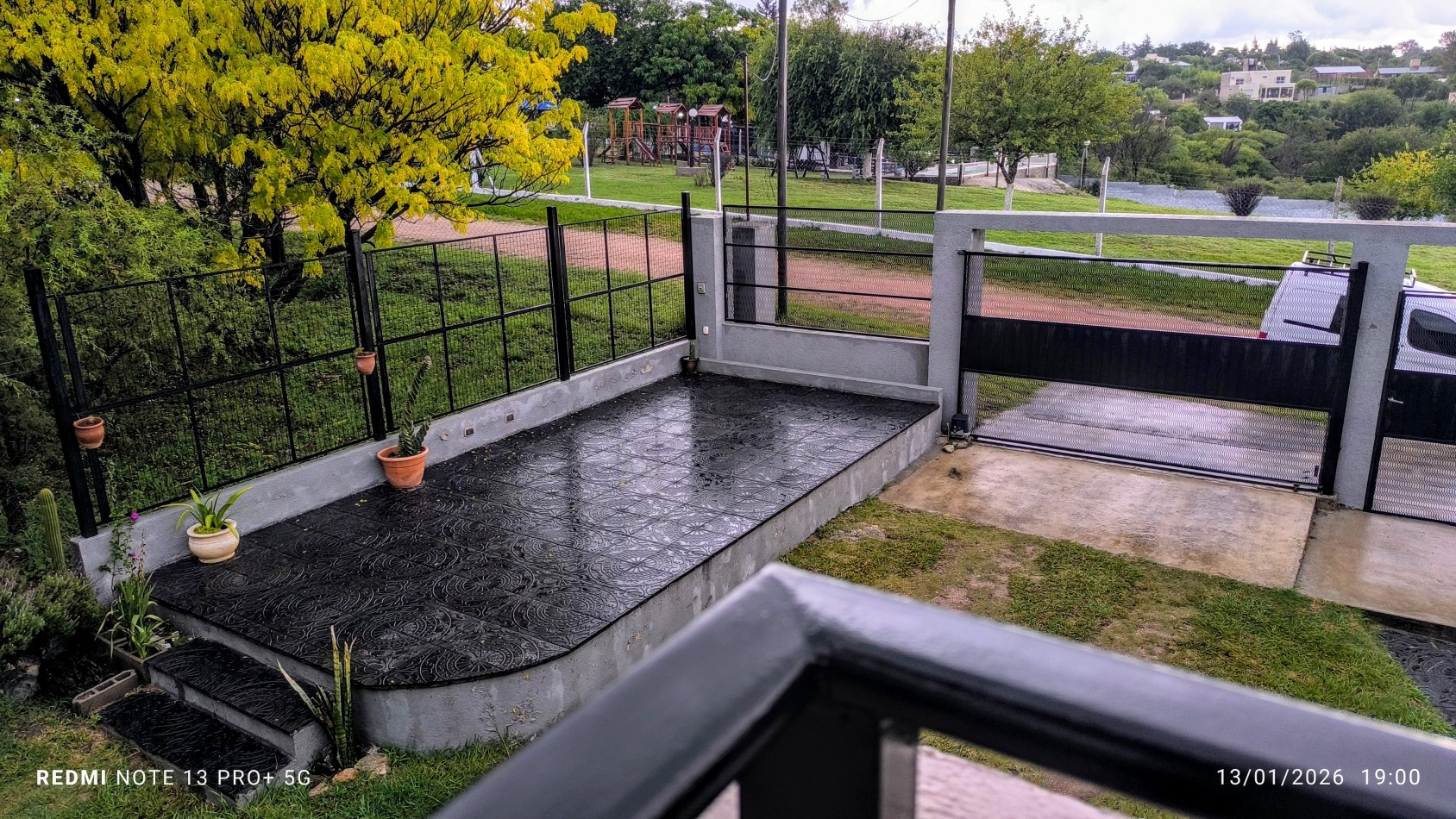 CASA DE CATEGORIA EN VENTA CON PILETA - B° MIRADOR DEL LAGO | BIALET MASSE