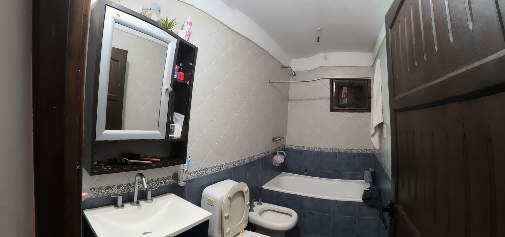 CASA DE CATEGORIA EN VENTA CON PILETA - B° MIRADOR DEL LAGO | BIALET MASSE