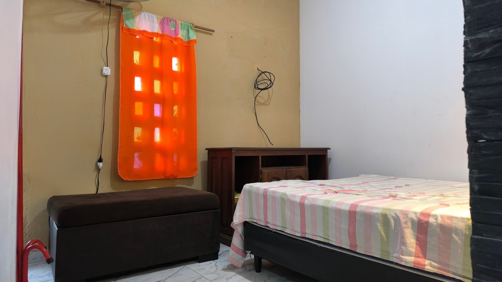 Alquilo x2 años en Siquiman c/pileta, 2 dorm.