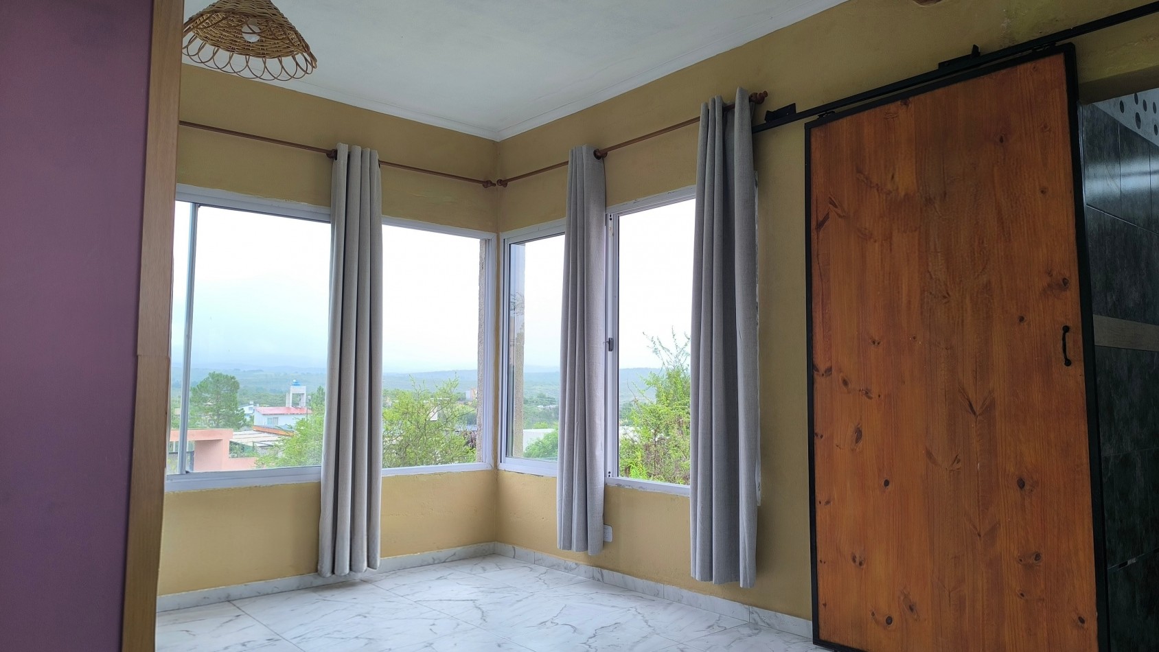 Alquilo x2 años en Siquiman c/pileta, 2 dorm.