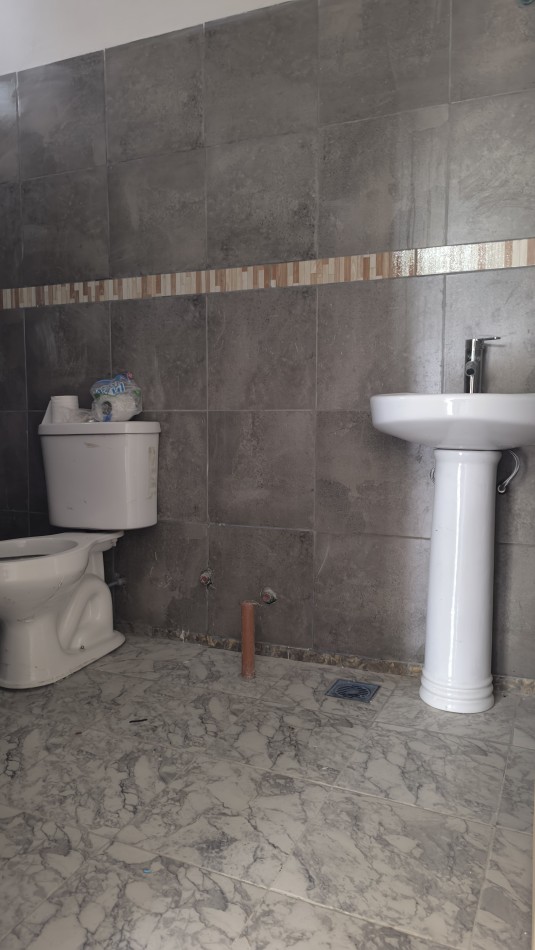 Alquilo x2 años en Siquiman c/pileta, 2 dorm.