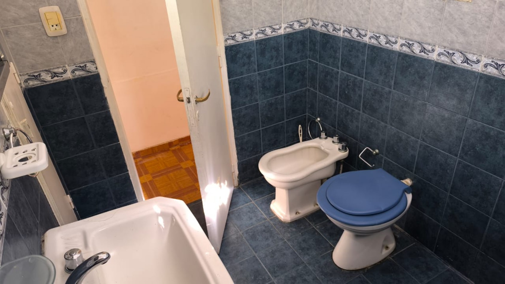 Oportunidad en Villa Carlos Paz - Casa + Depto, ideal vivienda + renta 