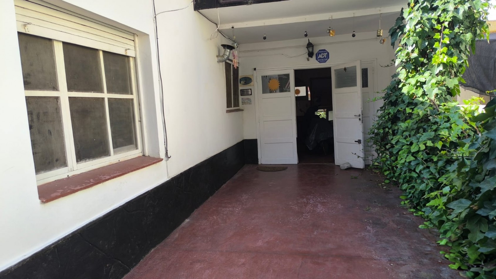 Oportunidad en Villa Carlos Paz - Casa + Depto, ideal vivienda + renta 