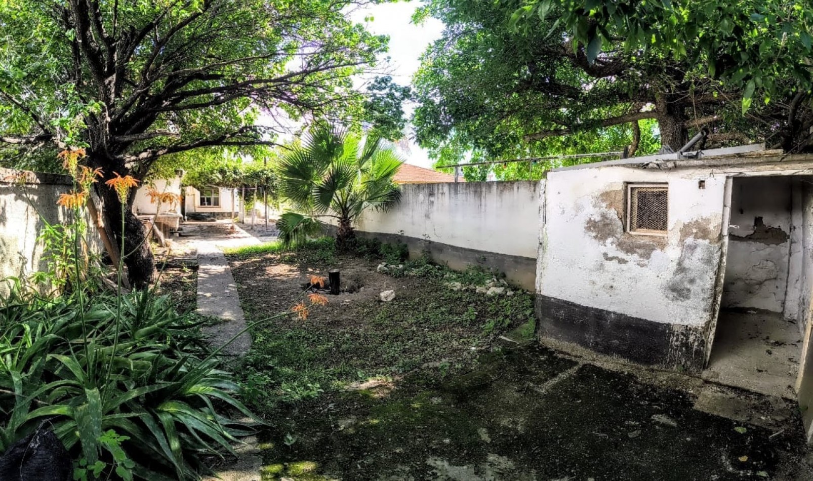 Oportunidad en Villa Carlos Paz - Casa + Depto, ideal vivienda + renta 