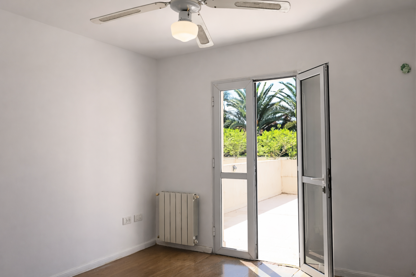Vendo Depto de categoria 2 dorm.c/cochera en Housing Sureño -Cordoba capital 