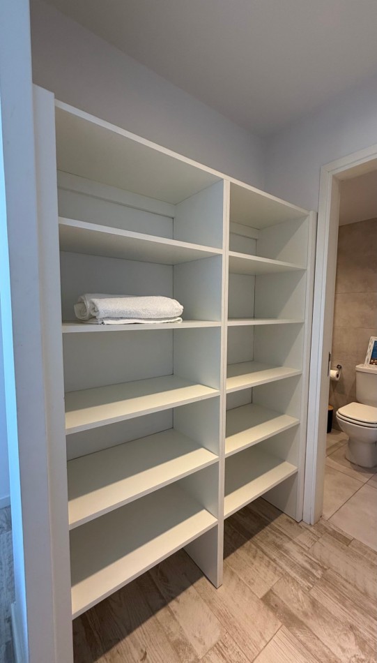 EN VENTA  DEPTO DE CATEGORIA-2 DORM. -QUATRO HOUSING -Viyetes 1331