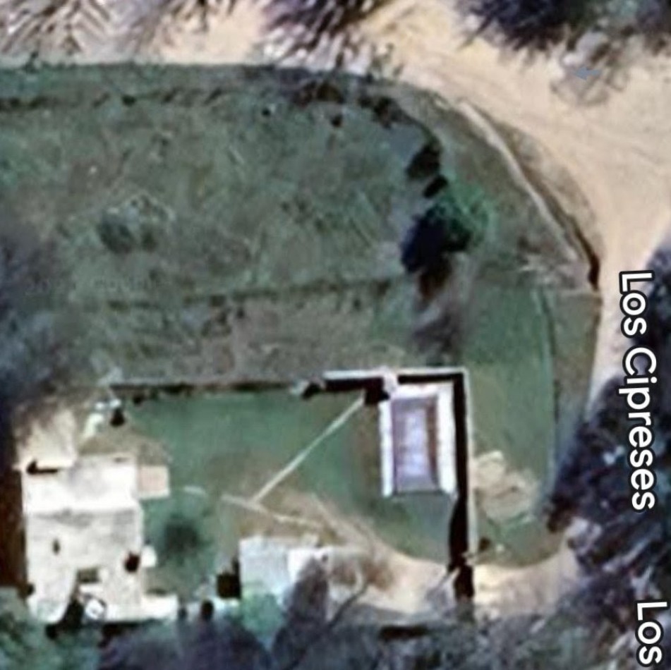 VENDO CASA C/PILETA DE 2 DORM._ VILLA LOS AROMOS