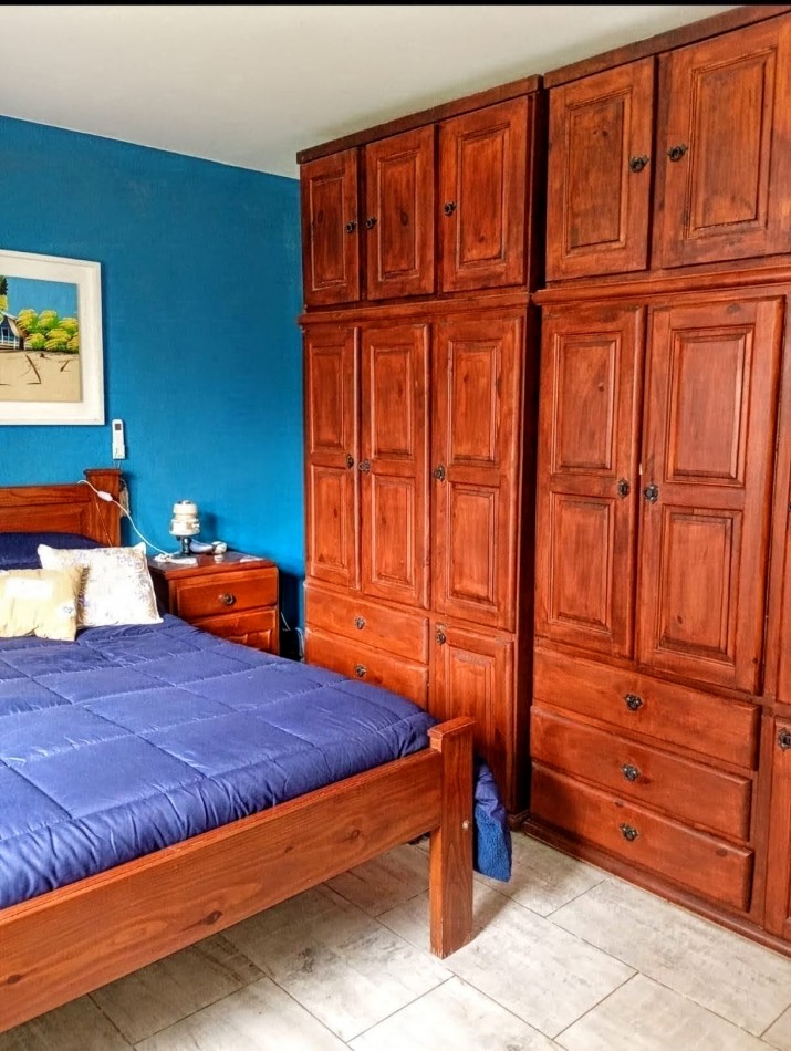 VENDO CASA C/PILETA DE 2 DORM._ VILLA LOS AROMOS