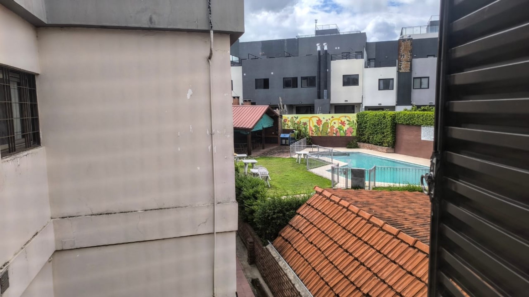 VENDO DEPTO EN V. CARLOS PAZ A50MTRS COSTANERA-2 DORM