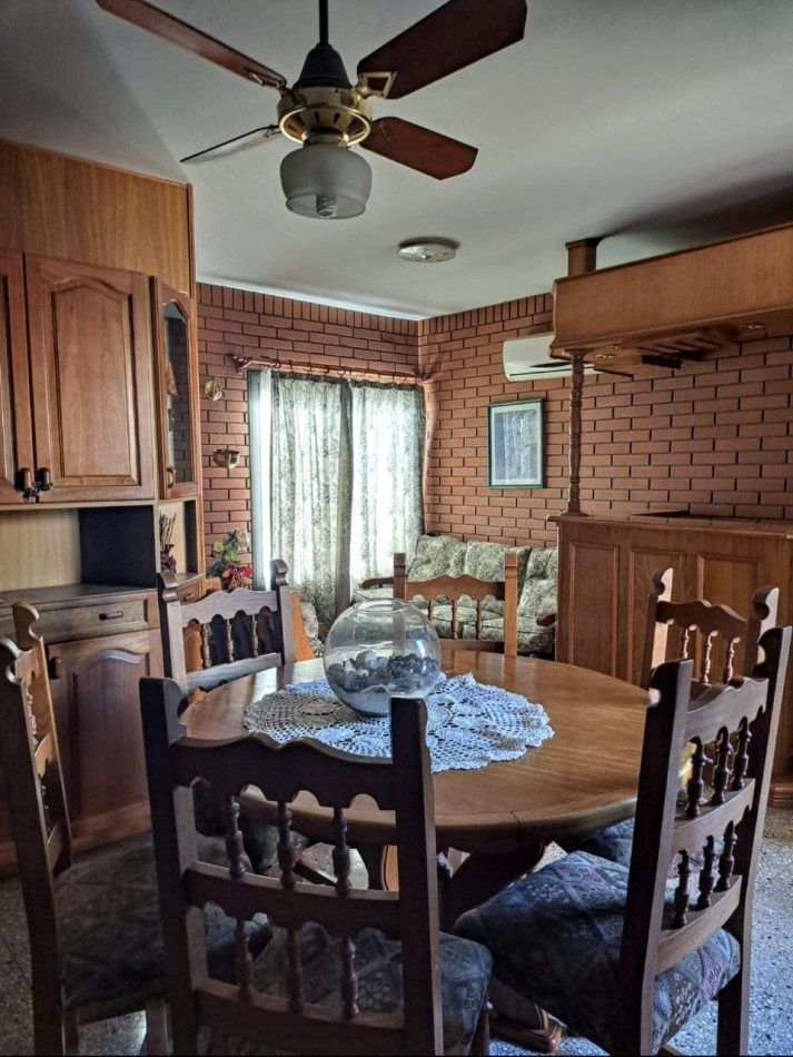 VENDO DEPTO EN V. CARLOS PAZ A50MTRS COSTANERA-2 DORM
