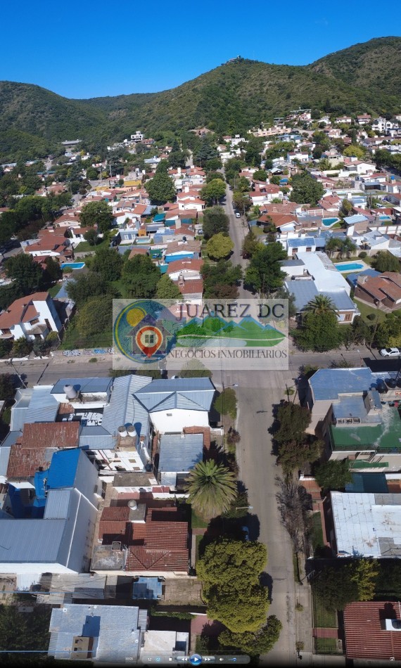 Oportunidad en Villa Carlos Paz - Casa + Depto, ideal vivienda + renta 