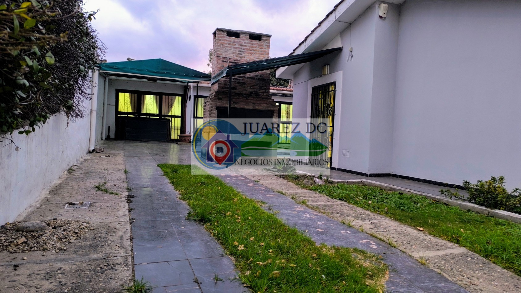 REBAJADA  casa de 3 dorm./ 2 baños-Villa Carlos Paz 