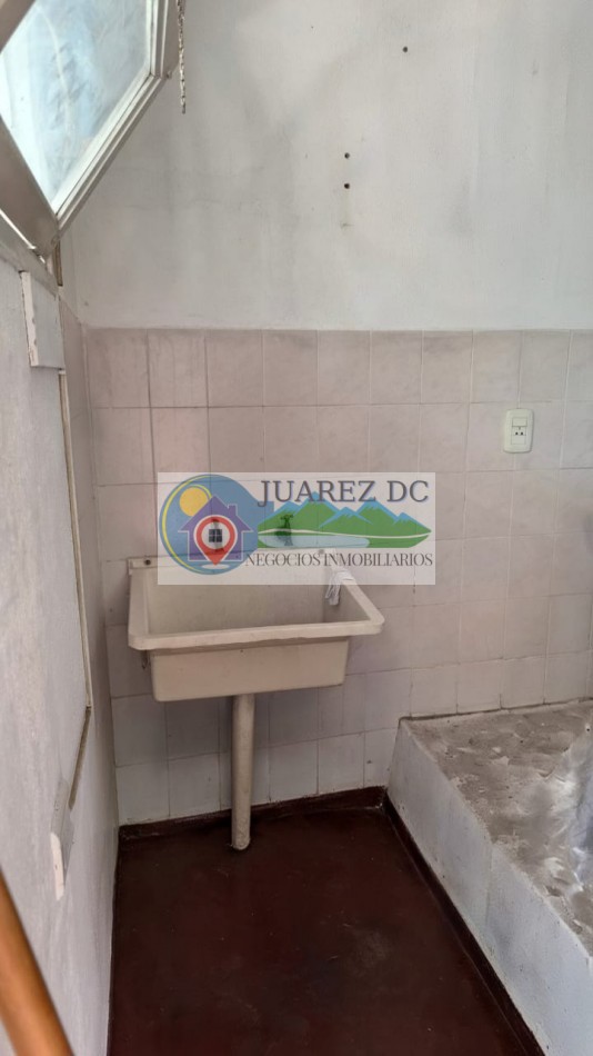 Oportunidad en Villa Carlos Paz - Casa + Depto, ideal vivienda + renta 