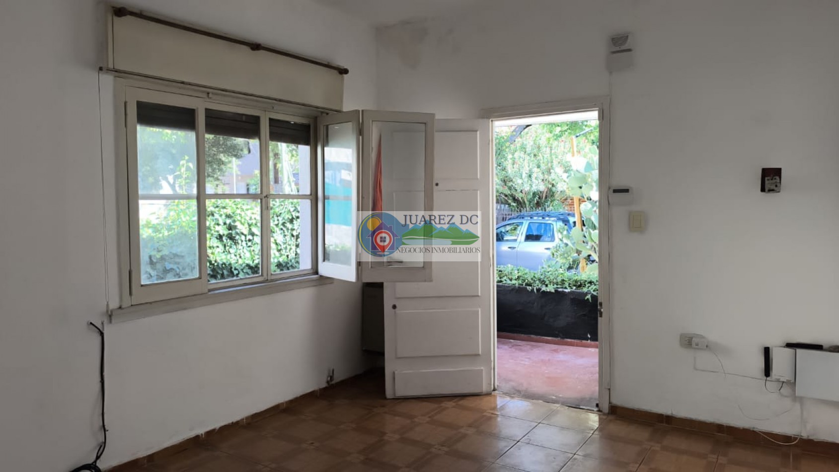 Oportunidad en Villa Carlos Paz - Casa + Depto, ideal vivienda + renta 