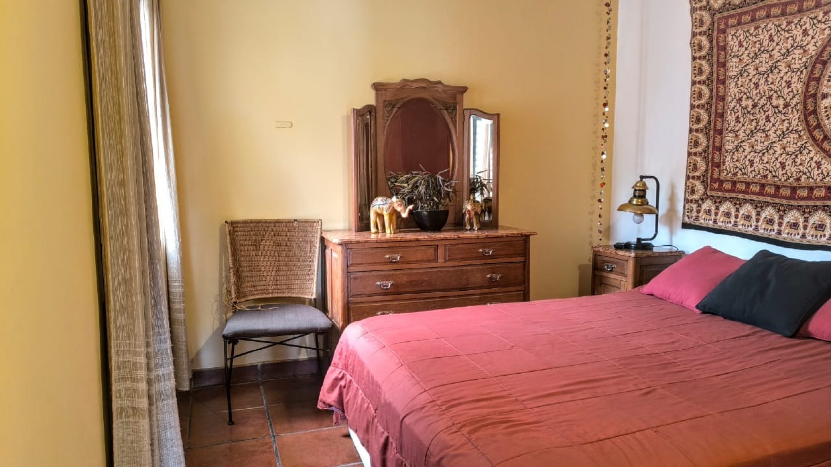ALQUILO DEPTO AMOBLADO ANUAL -COMPLEJO JARDIN DEL LAGO-V. CARLOS PAZ A50MTRS COSTANERA-