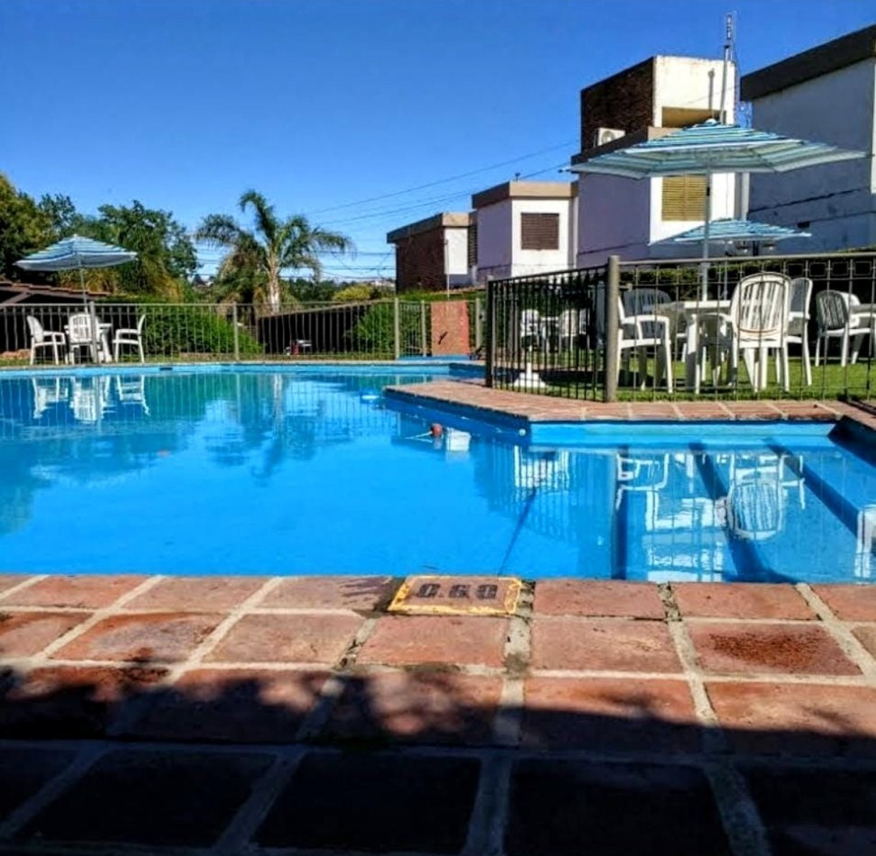 ALQUILO DEPTO AMOBLADO ANUAL -COMPLEJO JARDIN DEL LAGO-V. CARLOS PAZ A50MTRS COSTANERA-