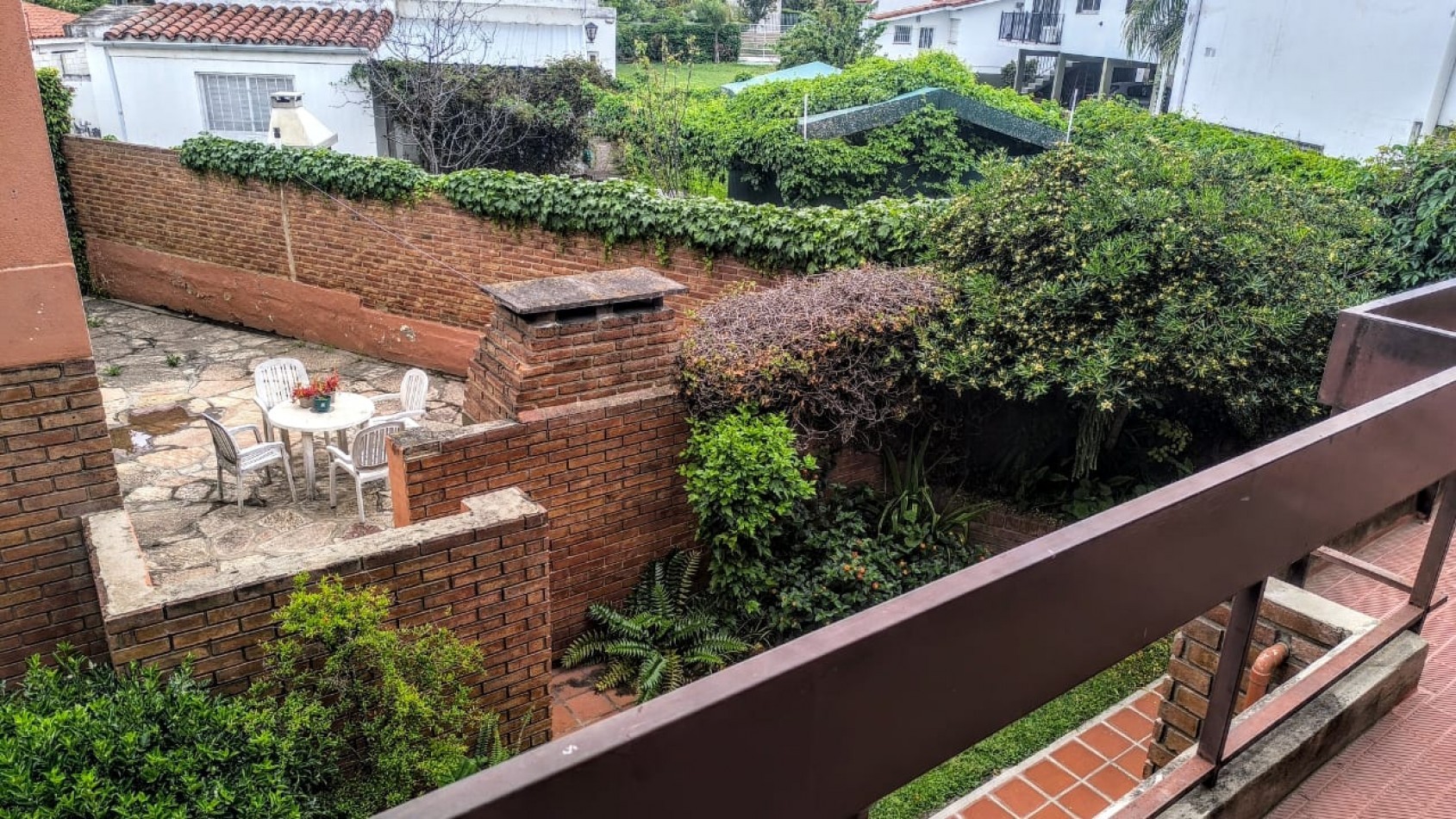 ALQUILO DEPTO AMOBLADO ANUAL -COMPLEJO JARDIN DEL LAGO-V. CARLOS PAZ A50MTRS COSTANERA-