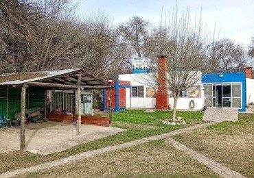 VENDO CASA C/PILETA DE 2 DORM._ VILLA LOS AROMOS