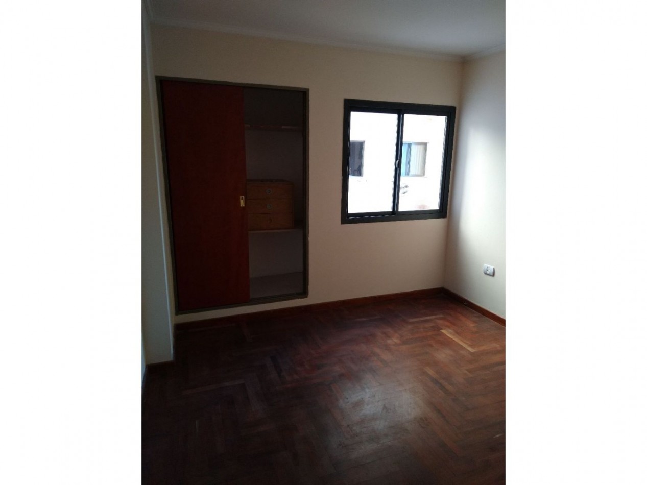 VENDO DEPARTAMENTO UN DORMITORIO DEAN FUNES 889