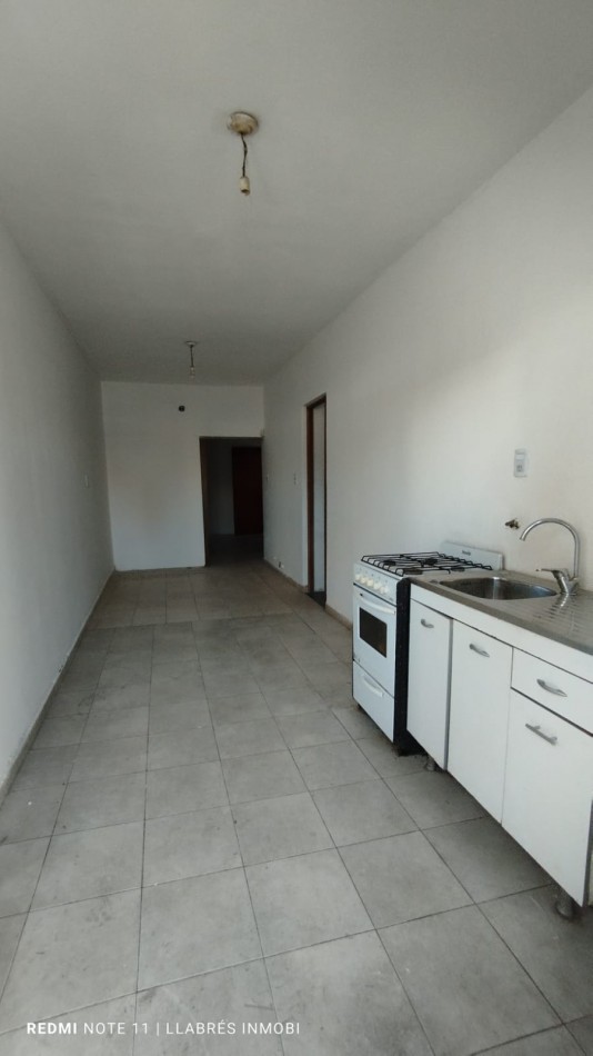 Venta de amplia propiedad con dos casas en Barrio Centro America :¡ OPORTUNIDAD UNICA!