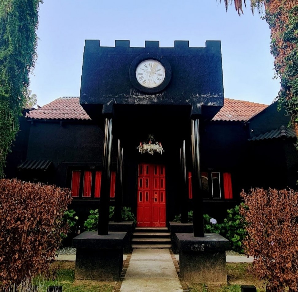 Hotel en venta Estilo Gotico. Valle de Punilla, Tanti