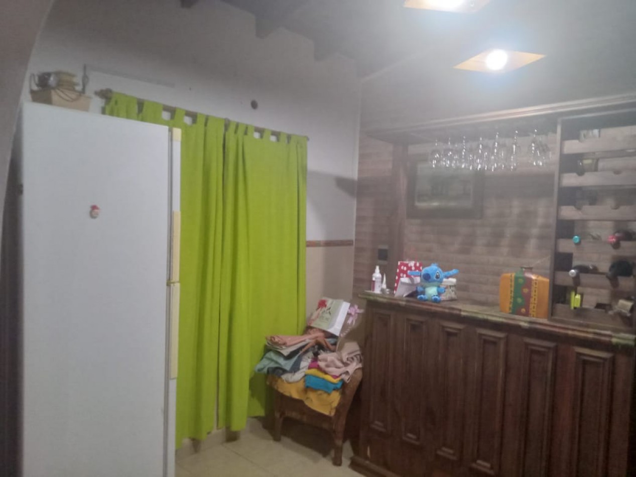 Casa en venta 2 dormitorios - B° Mayer