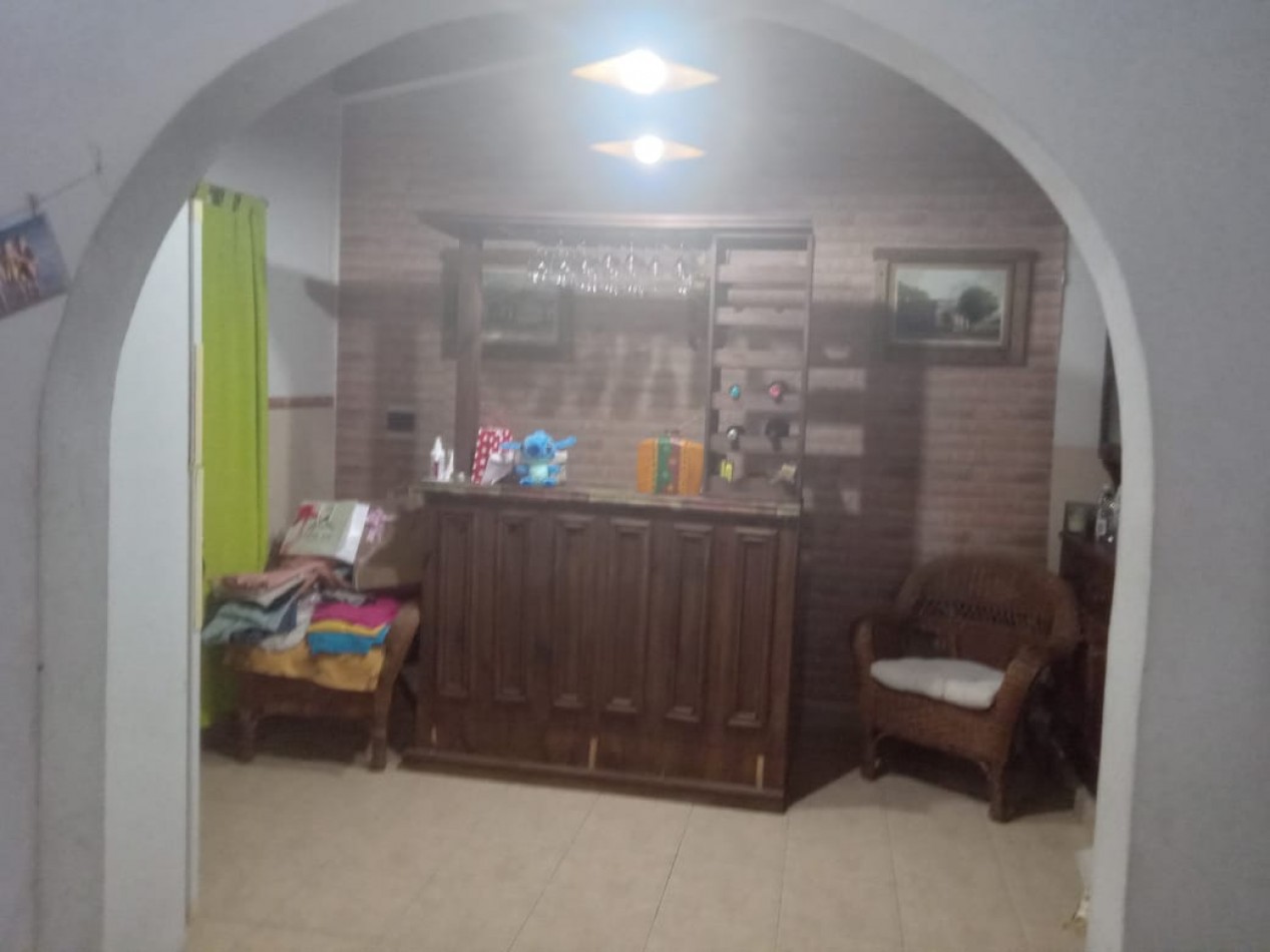 Casa en venta 2 dormitorios - B° Mayer