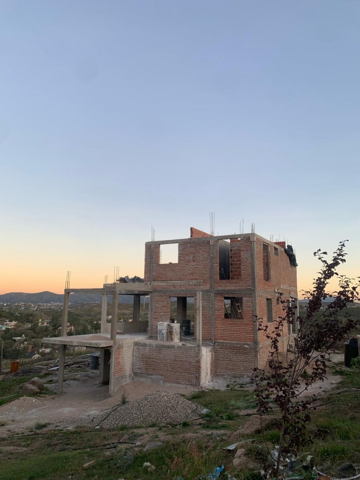 Casa en venta - Avance del 70%, lista para que le des tu toque personal. Estancia Vieja, Carlos Paz, Punilla