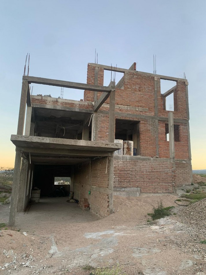 Casa en venta - Avance del 70%, lista para que le des tu toque personal. Estancia Vieja, Carlos Paz, Punilla