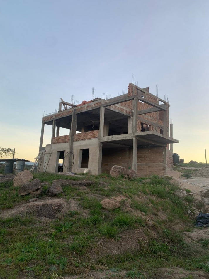 Casa en venta - Avance del 70%, lista para que le des tu toque personal. Estancia Vieja, Carlos Paz, Punilla