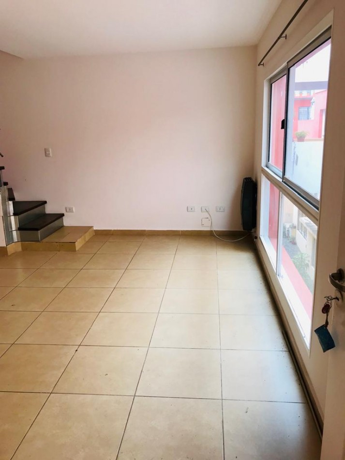 Se vende Duplex - Complejo la Lunita. Barrio Alto Alberdi. Dean Funes 1900.