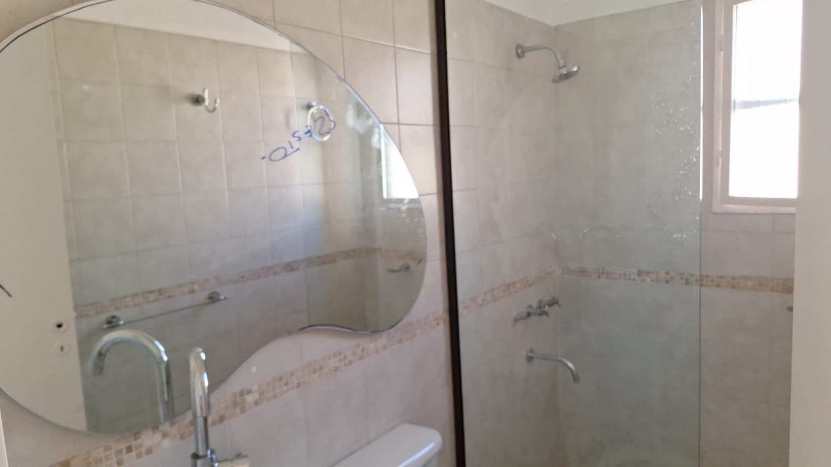 Casa en Venta de 1 dormitorio  - B° San Carlos de Horizonte  -Zona Sur